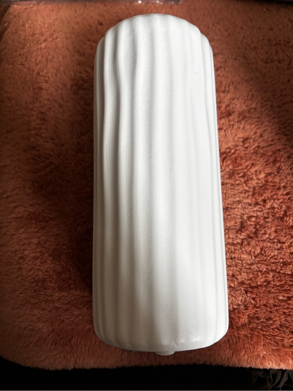 White Ceramic Ribbed Vases - Picture 2 of 3